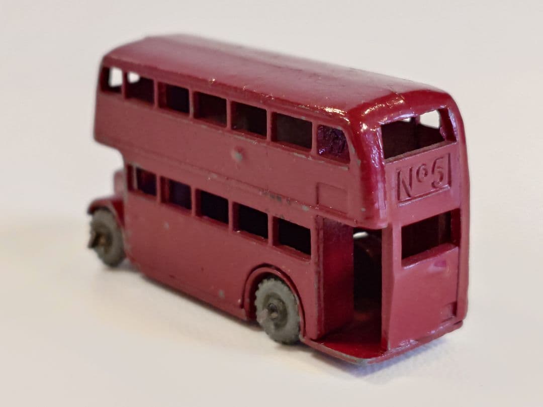 ミニカー MATCHBOX No.5 a LONDON BUS 1st