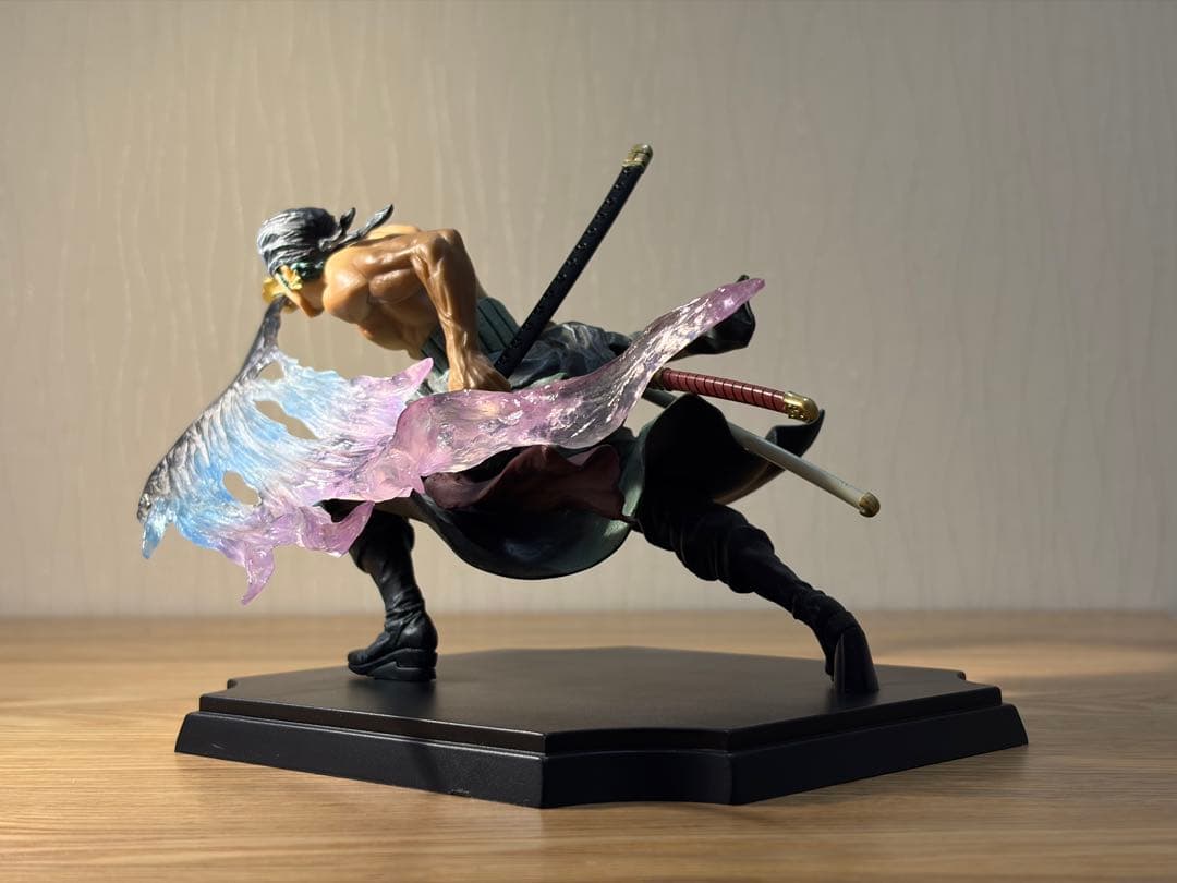 ロロノア・ゾロ フィギュア