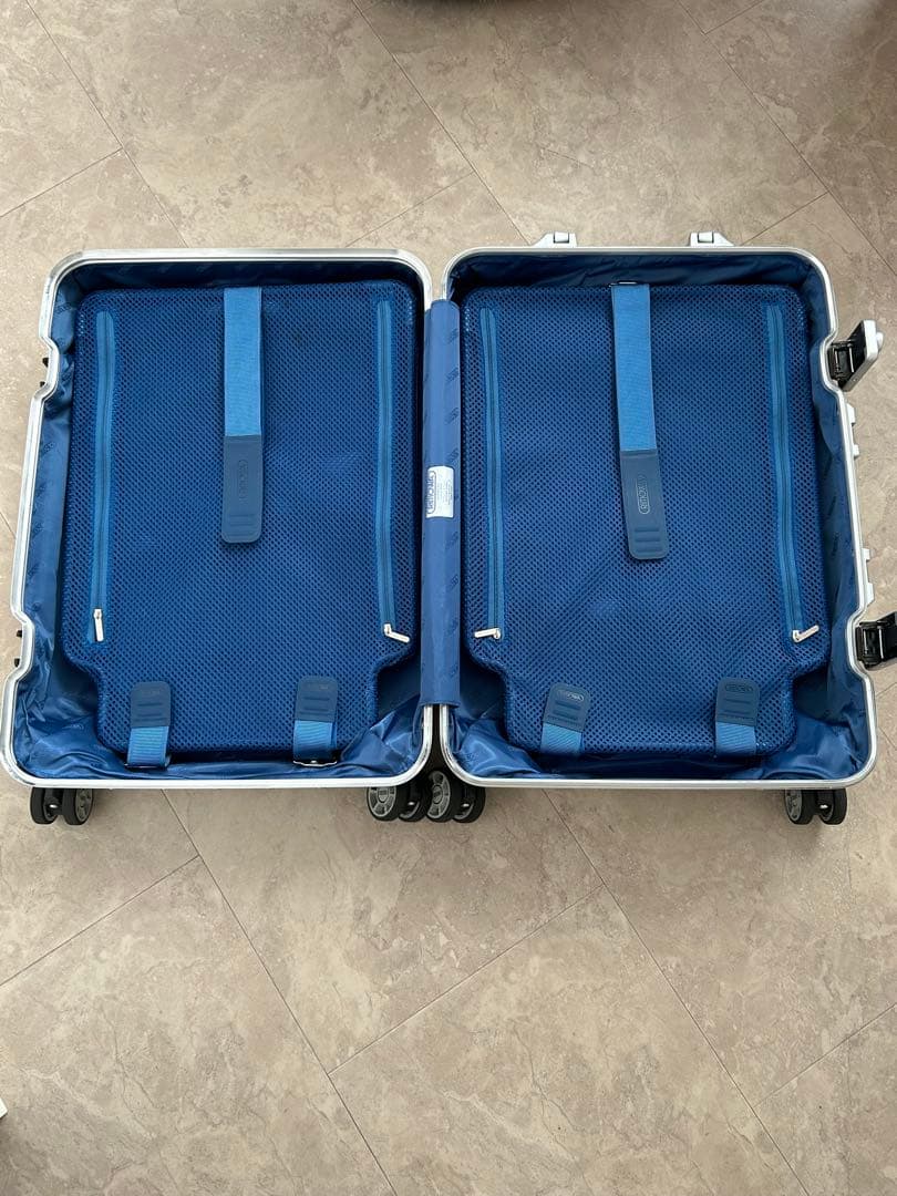 リモワ RIMOWA プルタブ4輪TOPAS 932.77 中古スーツケース 104L