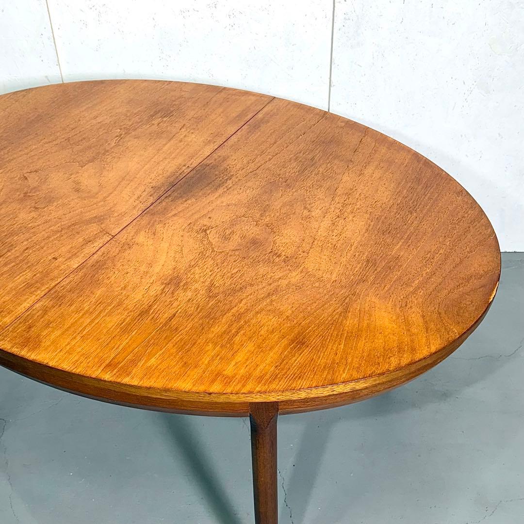 WHITE & NEWTON ヴィンテージ オーバルダイニングテーブル(301)