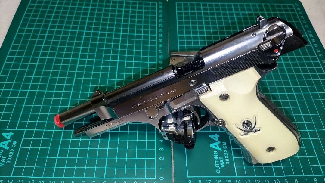 枯*花様 東京マルイガスブローバック M92F クロームステンレスモデルセット