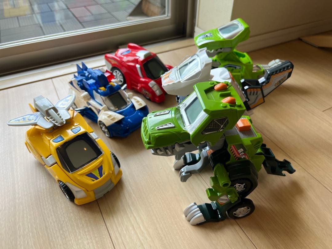 【美品】 変身恐竜 6体セット 知育玩具 変形 ロボット おもちゃ