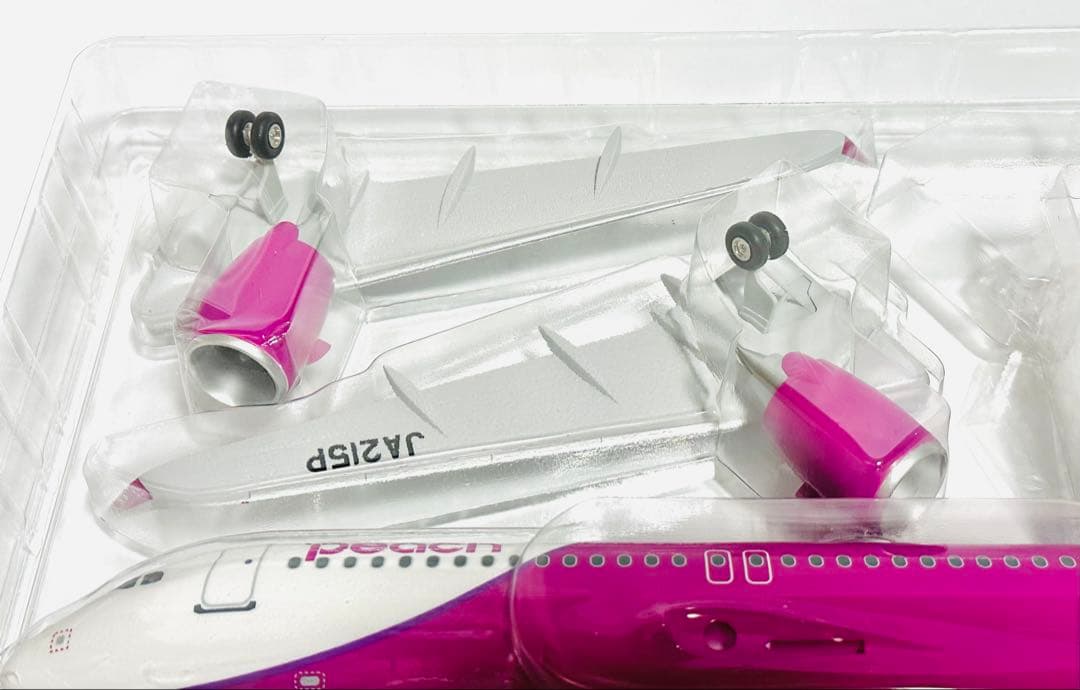 クロスウィング 1/100 Peach A320neo (Ever Rise製)