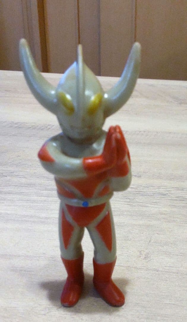 年始値下げ中　当時物　ブルマァク　ウルトラの父ソフビ 円谷プロ　昭和レトロ 当時物 ブルマァク ウルトラの父 円谷 ソフビ 昭和 ウルトラ の 父 ソフビ
