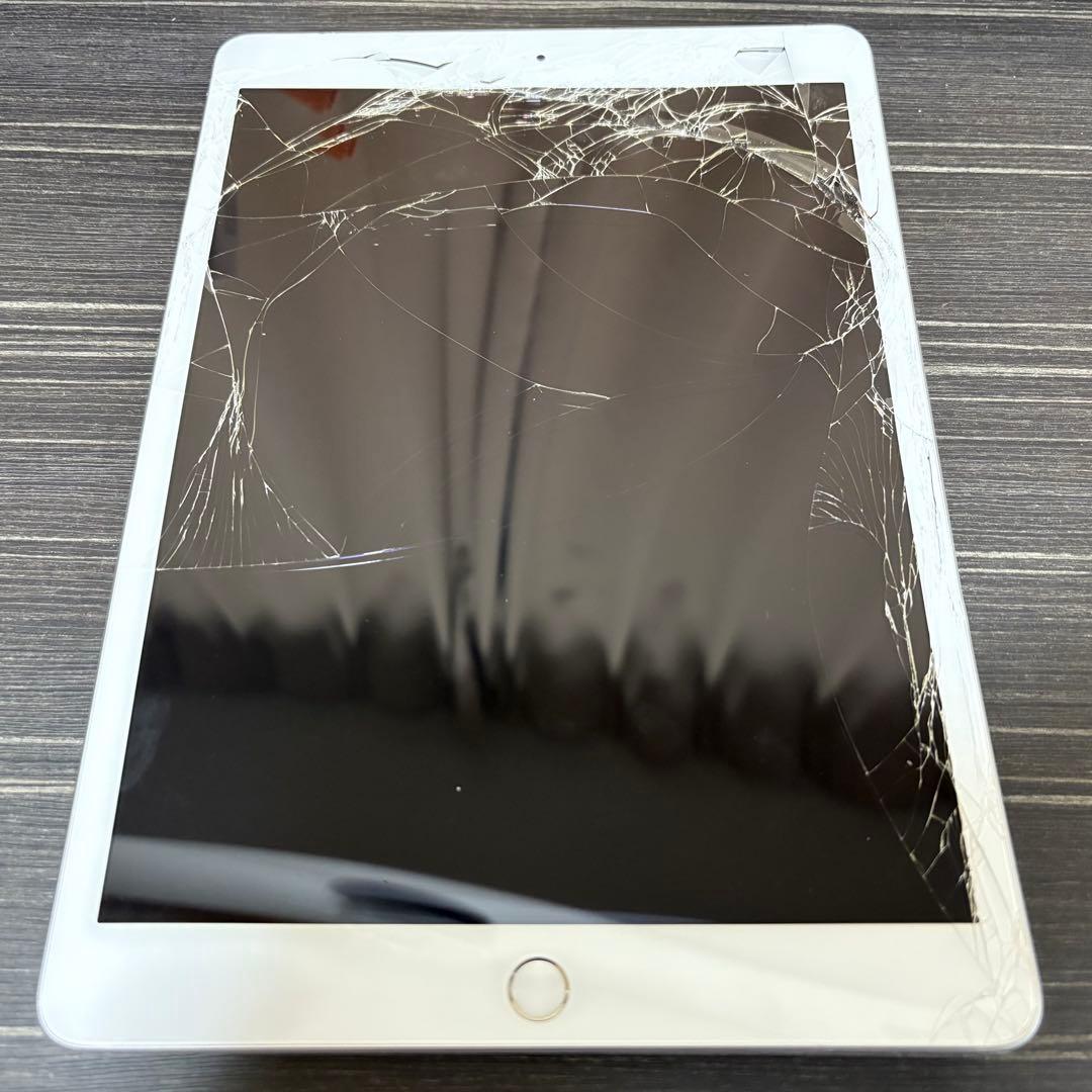 iPad 第7世代 128GB Silver WiFi ジャンク - メルカリ