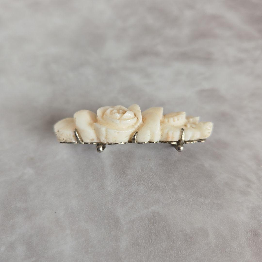 アンティーク サンゴ 白珊瑚 薔薇 帯留 る8 伝統工芸品 着物 浴衣 和装