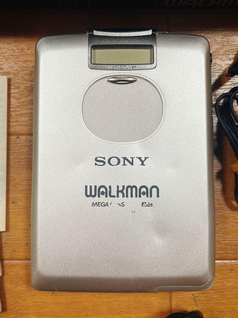 SONY WALKMAN カセットプレーヤー WM-FX5 鏡面 付属品あり オーディオ機器