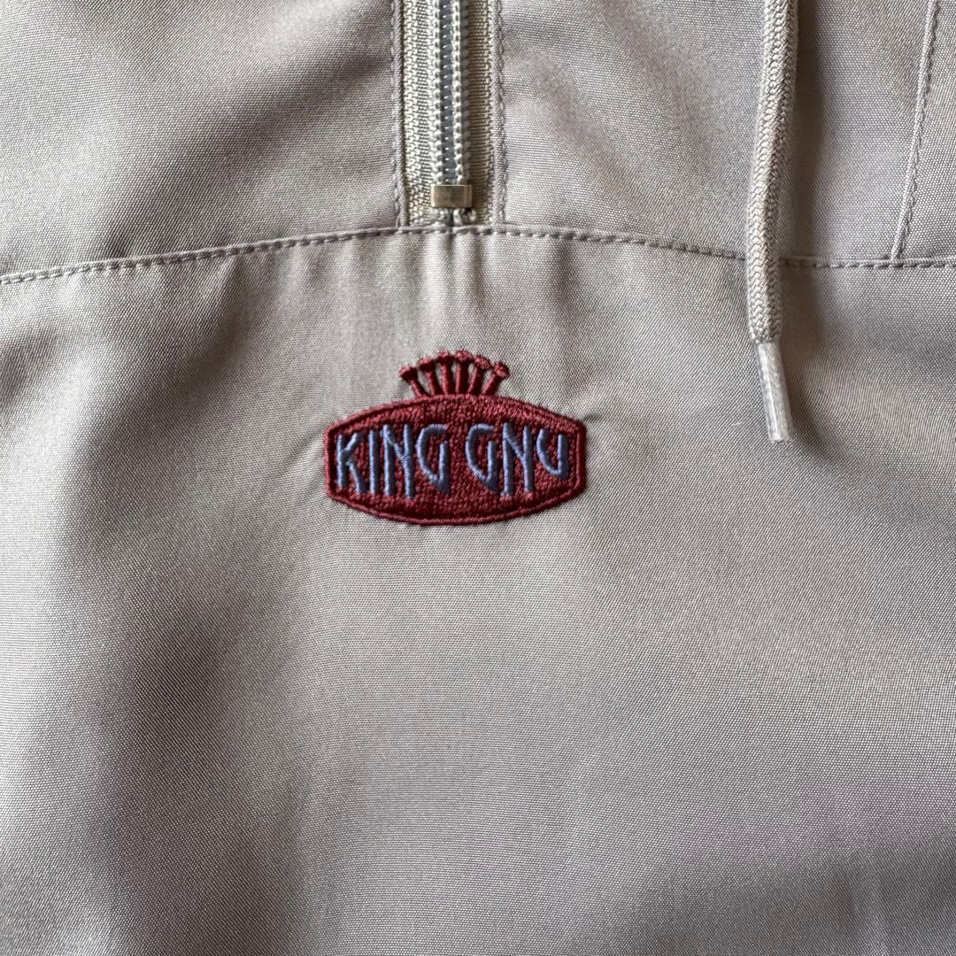 King Gnu LOGO ANORAK JACKET グレーM