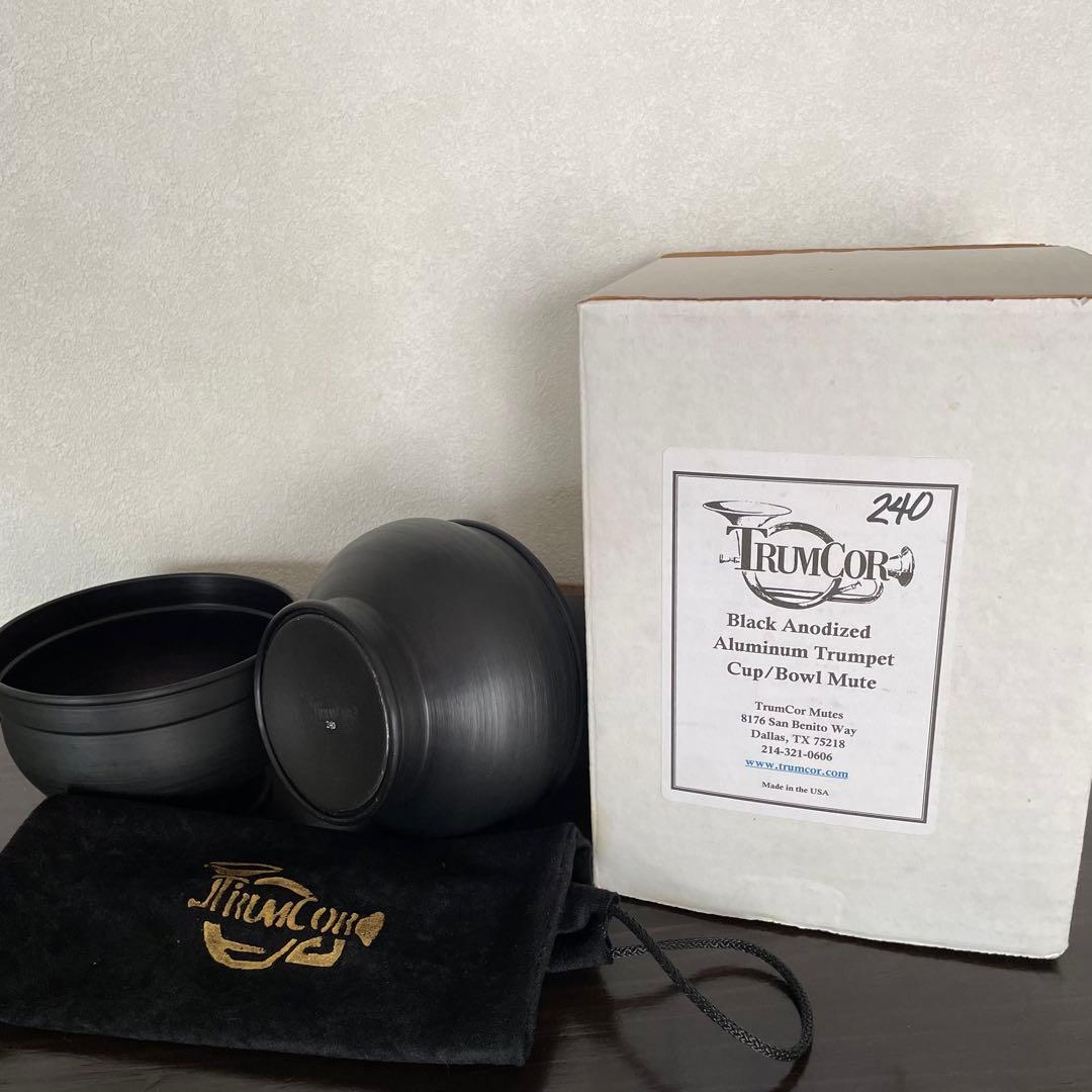 これ一つで異なる音色‼️ トランコア　アジャスタカップ２個、ストレートミュート トムクラウン ストレートミュート（Trp.） – ウィンズスコア
