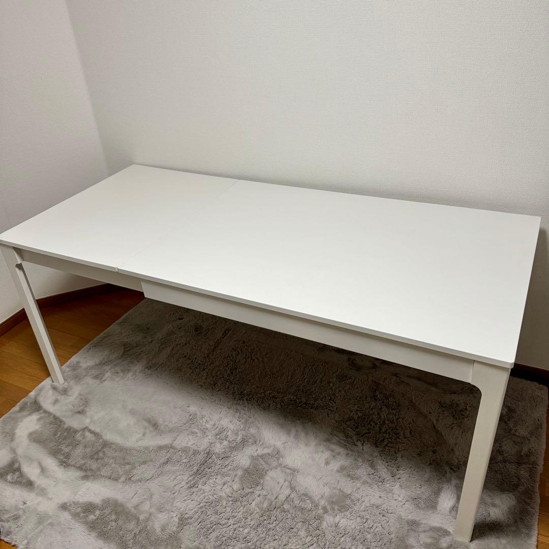【れー】IKEA エーケダーレン ダイニングテーブル　ホワイト 伸長式