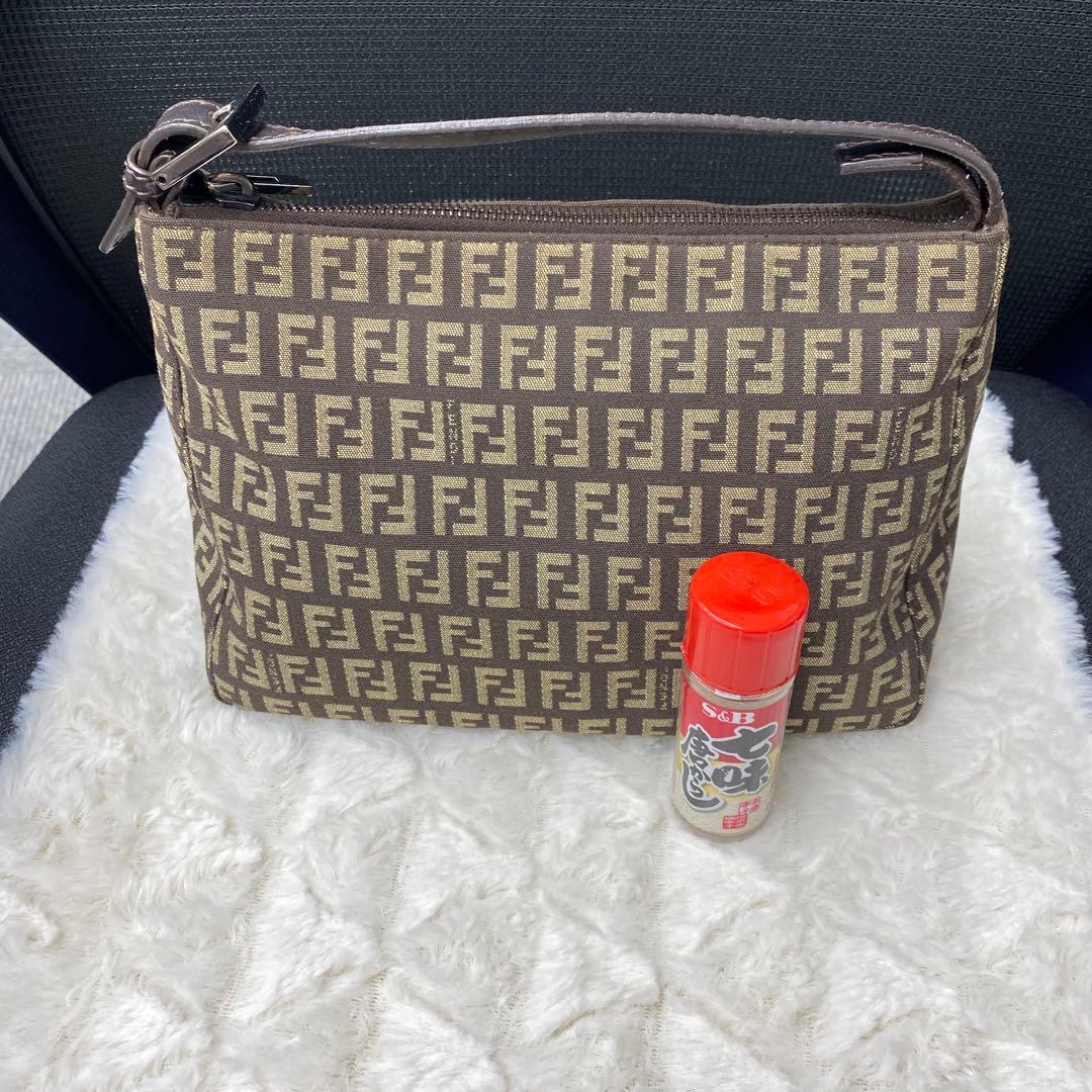 FENDI FFロゴ ハンドバッグ ブラウン