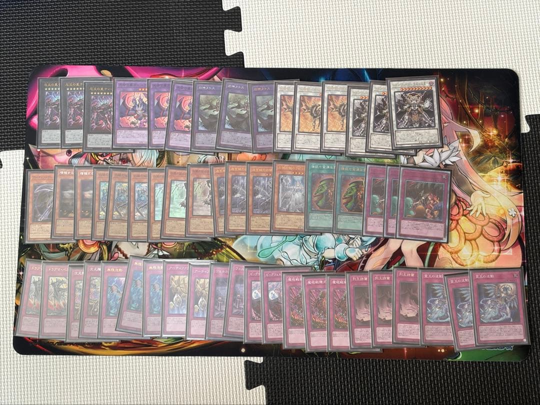 【引退品】遊戯王　デッキ複数　プリシク、クオシク多数