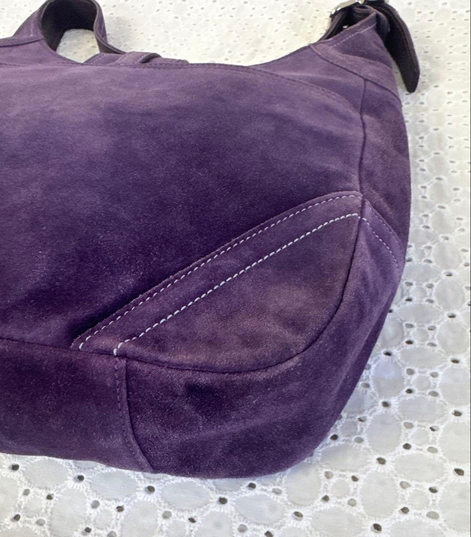 COACH Hamptons Hobo スエード ショルダーバッグ 8A75