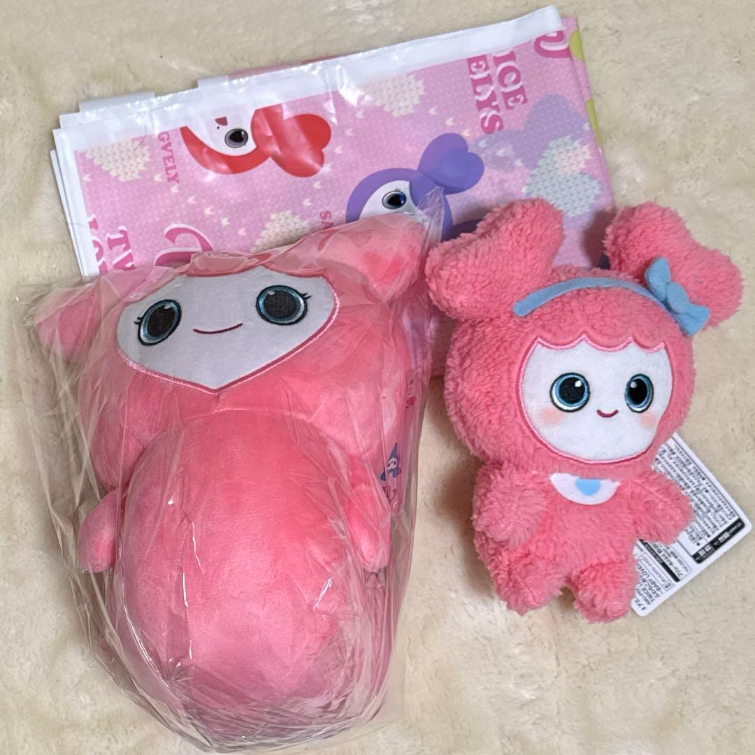 最終値下げ TWICE TWICE モモ ぬいぐるみ セット アメニティー付き