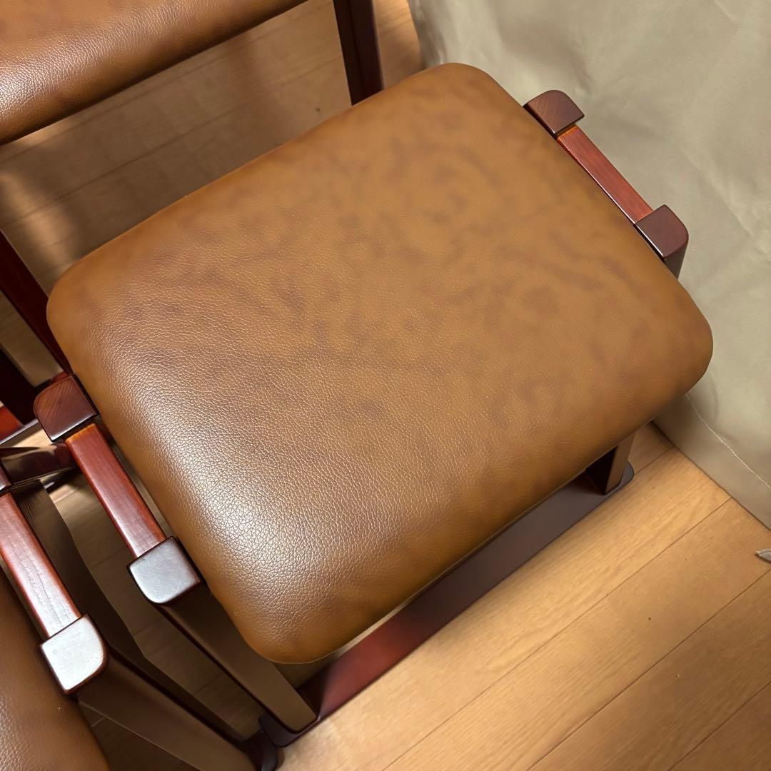 本堂用椅子 4個セット スツール　重ねて保管