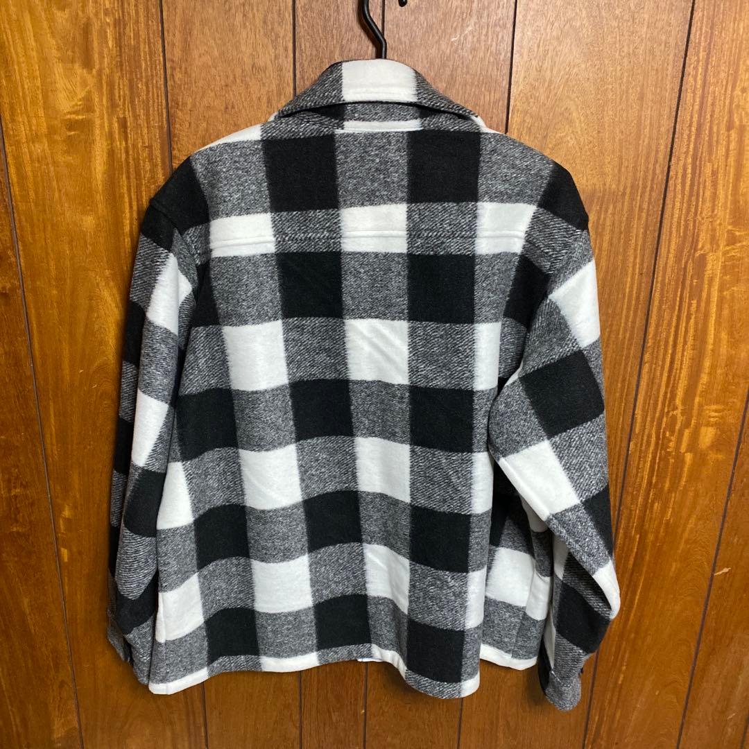 渡久地東亜ナイキ SB エッセンシャル スケートボード シャツ ジャケット