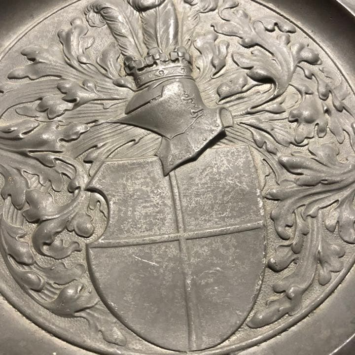 珍品◼️蔵からカッコイイ西洋騎士のアンティークなブロンズの盾の様