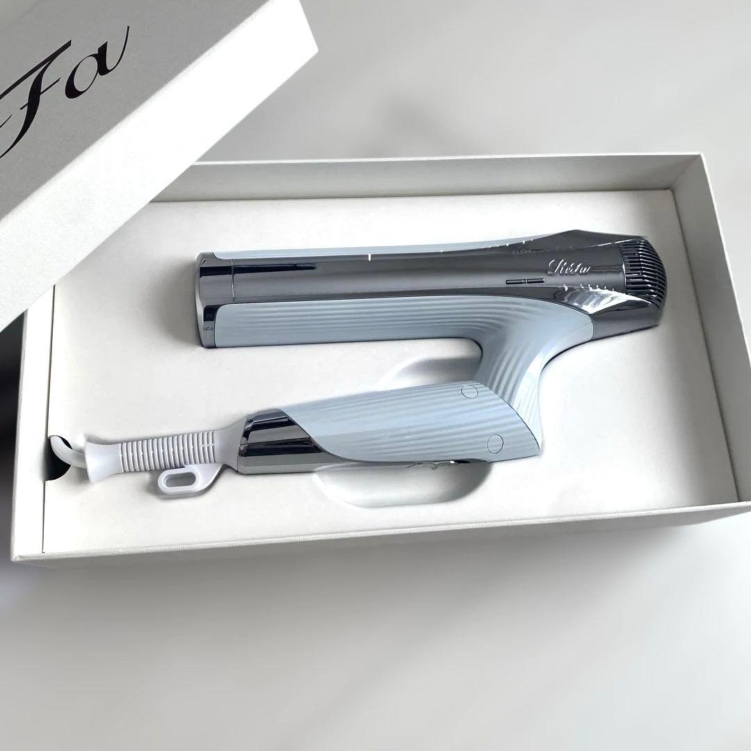 新品未使用⭐︎リファ　ビューテック　ドライヤースマート ダブル　ホワイト