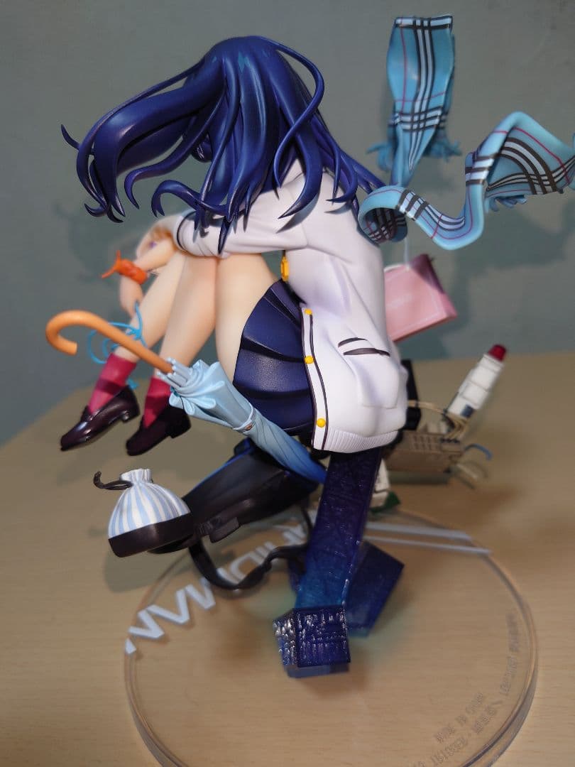 グッドスマイルカンパニー　グリッドマン宝多六花1/7スケールフィギュア