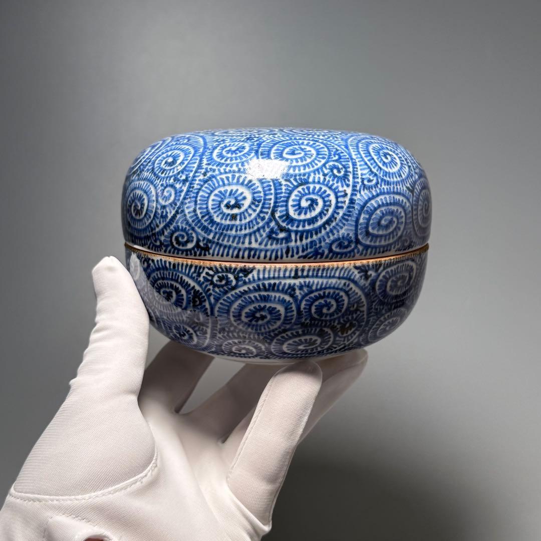 1800年前後　染付蛸唐草蓋物　飴入　インテリア　癒しの造形美