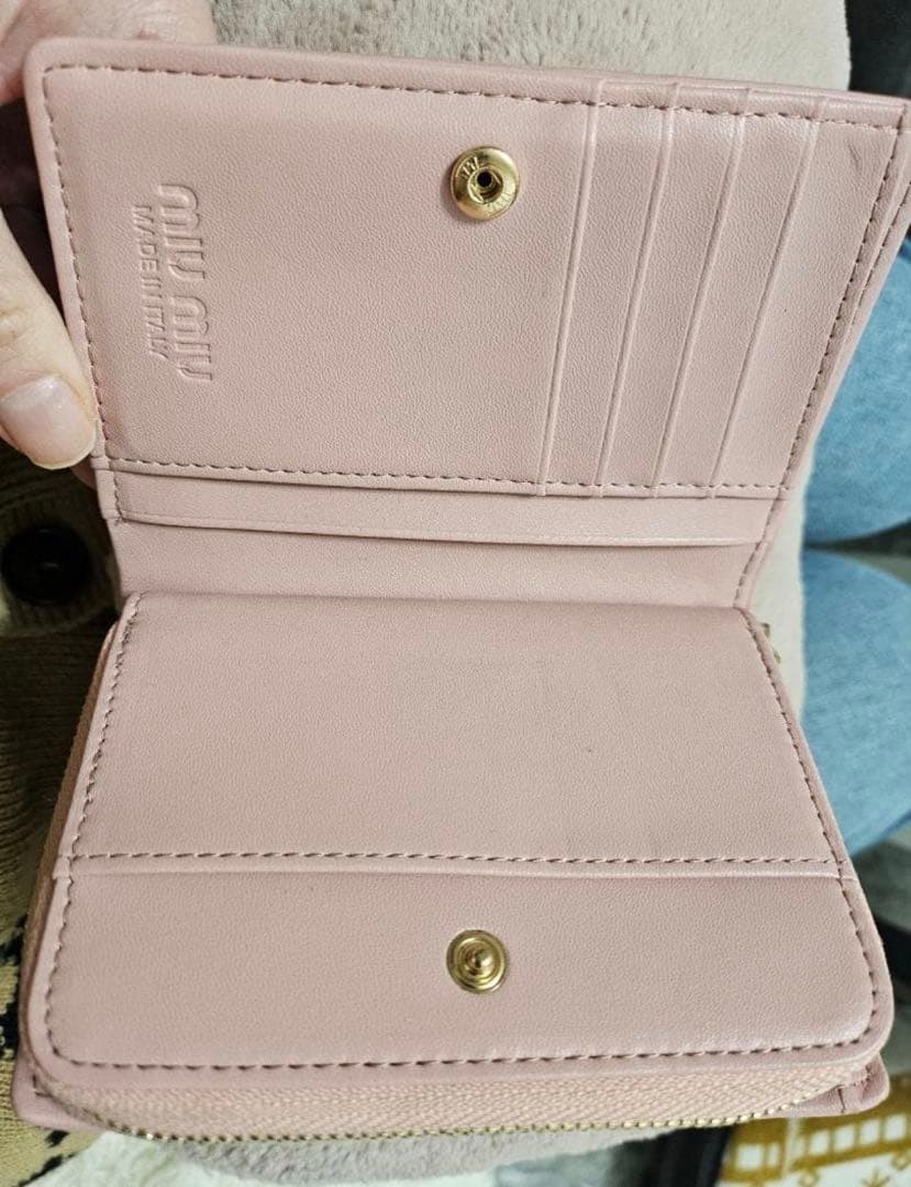 miumiu ピンク マテラッセ 二つ折り財布 お値下げ交渉可能⭕️