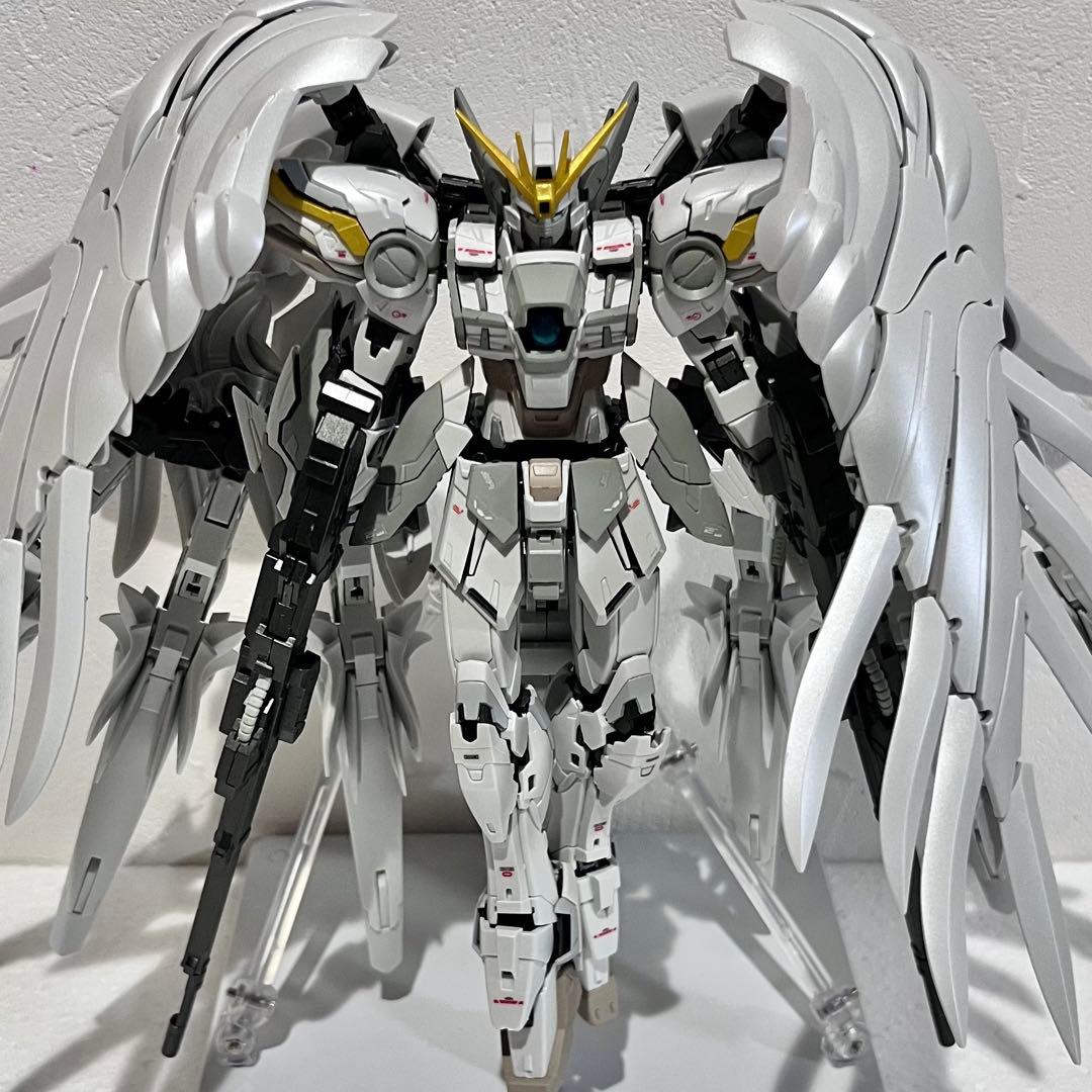 1/100 ウィングガンダムゼロ スノーホワイトプレリュード 組立済 完成品
