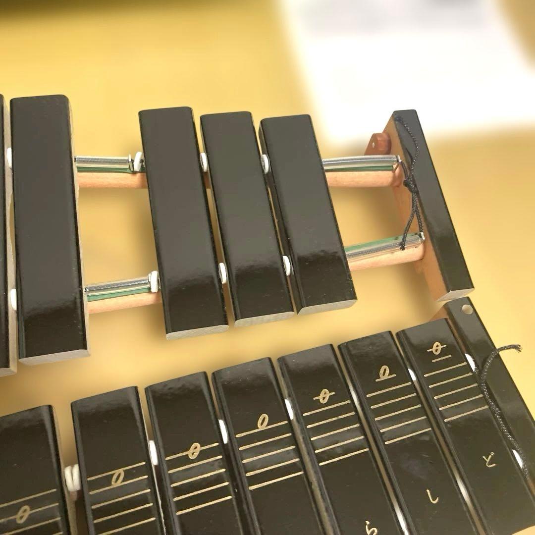 YAMAHA 卓上木琴 No.185 楽器 ヤマハ 木琴 30音 マレット付 - メルカリ