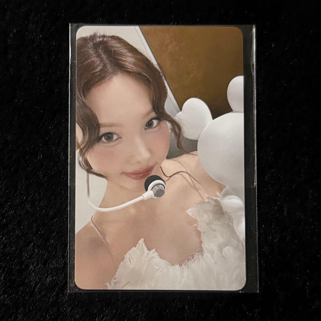 TWICE シリコンライト トレカ ナヨン - メルカリ