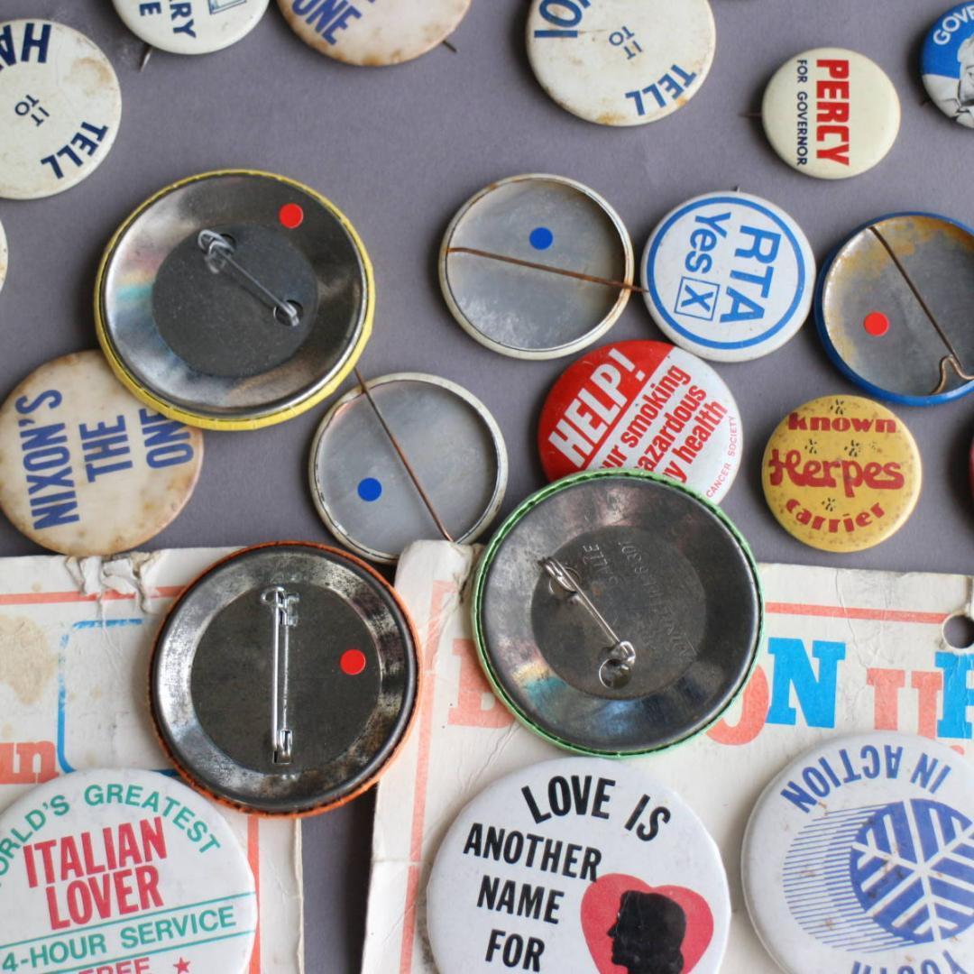古着卸】ビンテージ 缶バッジ 107個 まとめ売り 仕入 アメリカ