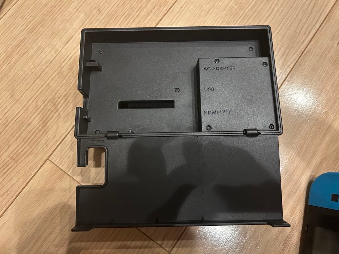 Nintendo Switch 本体 青/赤 Joy-Con キャリングケース付