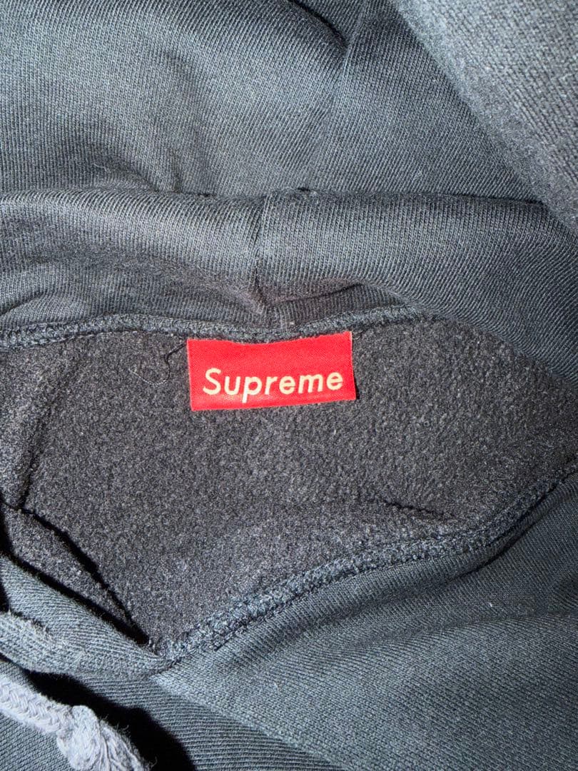 Supreme ロゴ パーカー