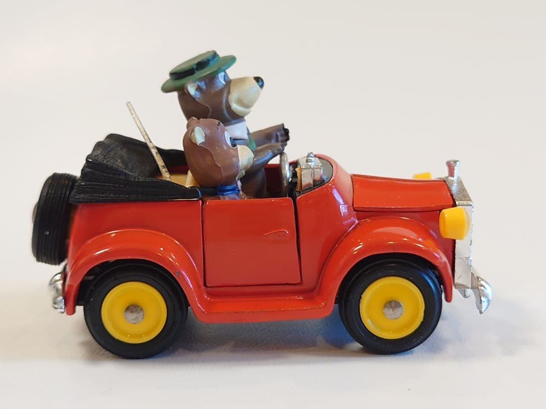 ミニカー MEBE TOYS A-35 YOGI E BOO BOO