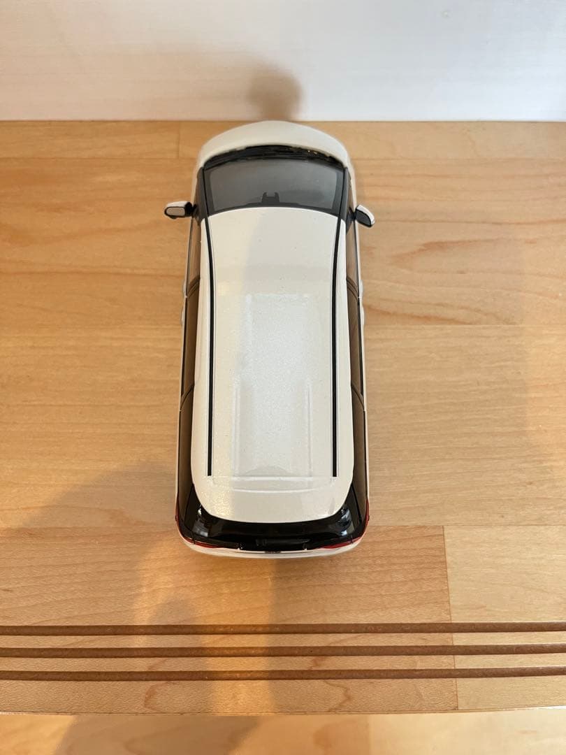 1/30 トヨタ エスティマ ハイブリッド 非売品 カラーサンプル ミニカー