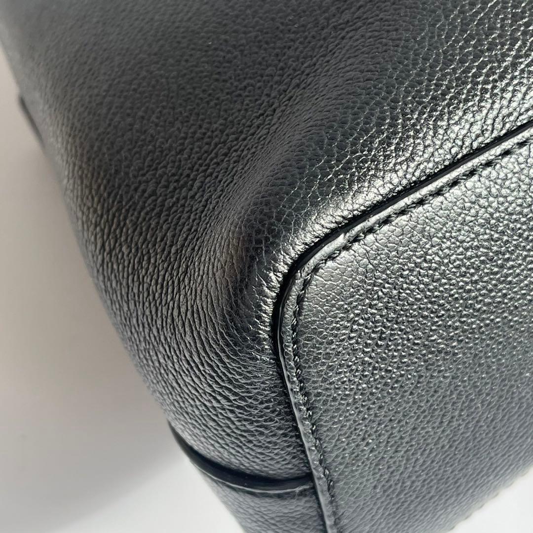 ✨未使用級✨　BALLY バリー　ハンドバッグ　レザー　ブラック　黒　近年モデル