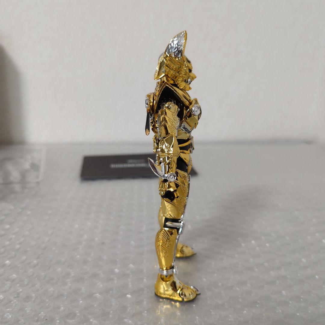 【希少・美品】S.H.フィギュアーツ 黄金騎士ガロ 冴島雷牙 真骨彫製法 牙狼