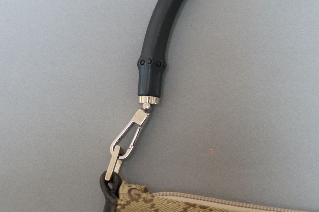 ぴ*き様 グッチ バンブーハンドル GGキャンバス バッグ