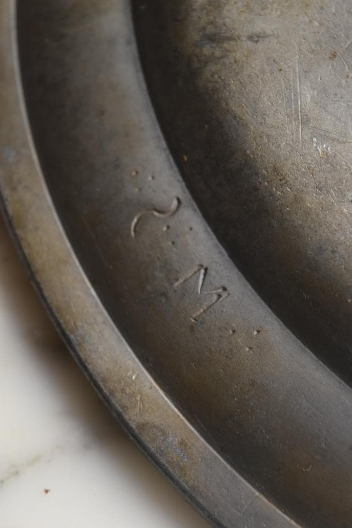 フランス18/19世紀 キズキズ イニシャル エタン皿 アンティーク