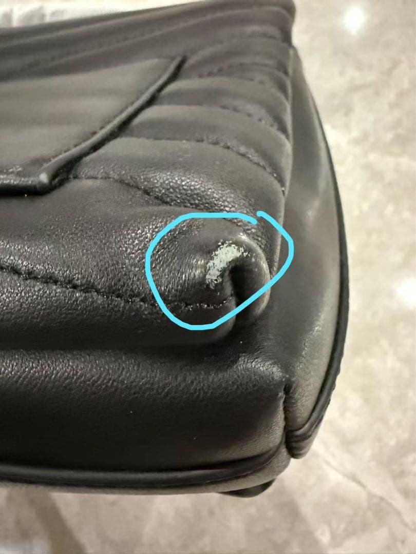 トリーバーチ　KIRA CHEVRON TOP-HANDLE SATCHEL