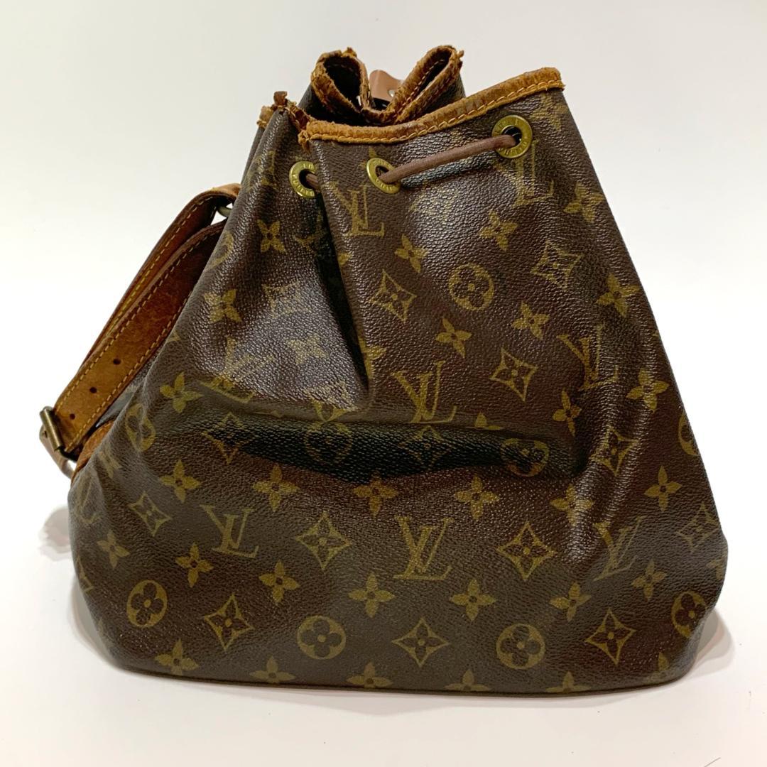 Louis Vuitton ルイ・ヴィトン ノエ モノグラム ショルダーバッグ