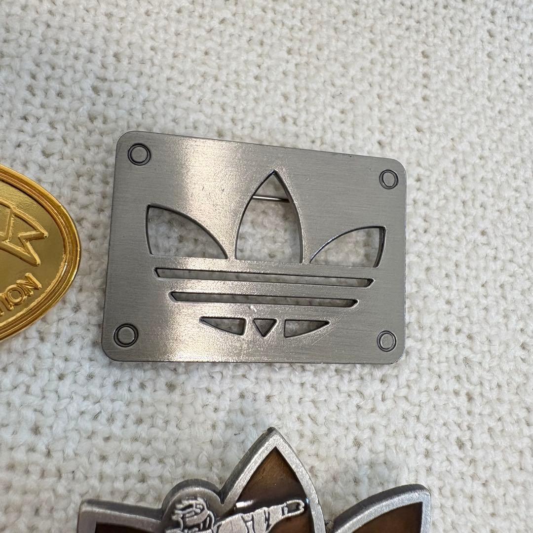 adidas アディダス ヴィンテージ ピンバッジ