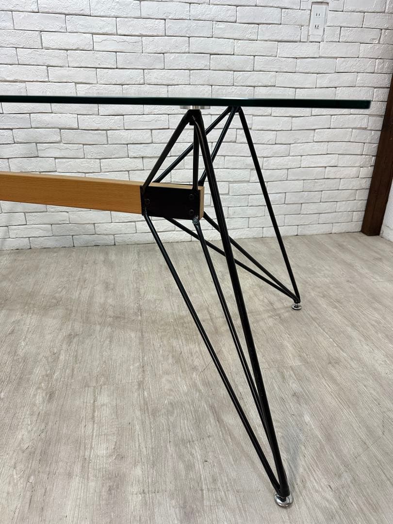 【東京都23区配送無料】デザイナーズ　ガラス　ダイニングテーブル　リビング　格安