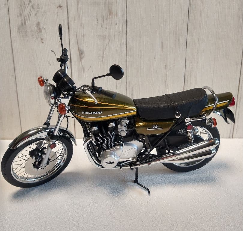 オートアート 1/6 カワサキ Kawasaki 750RS Z2 - メルカリ