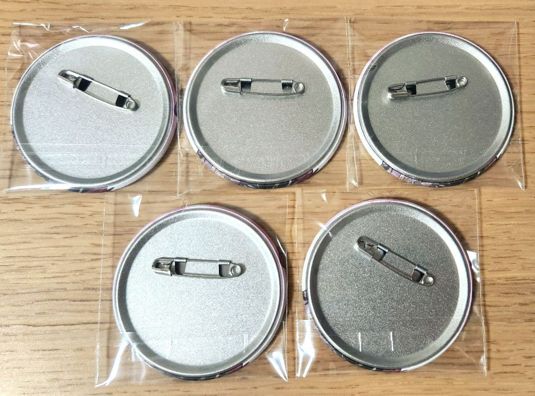 ART OF NIJISANJI 缶バッジ ローレン・イロアス 5点セット