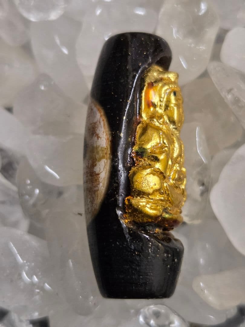 924 天珠 観音天珠 金色仏像 陰陽 太極 dzibeads！