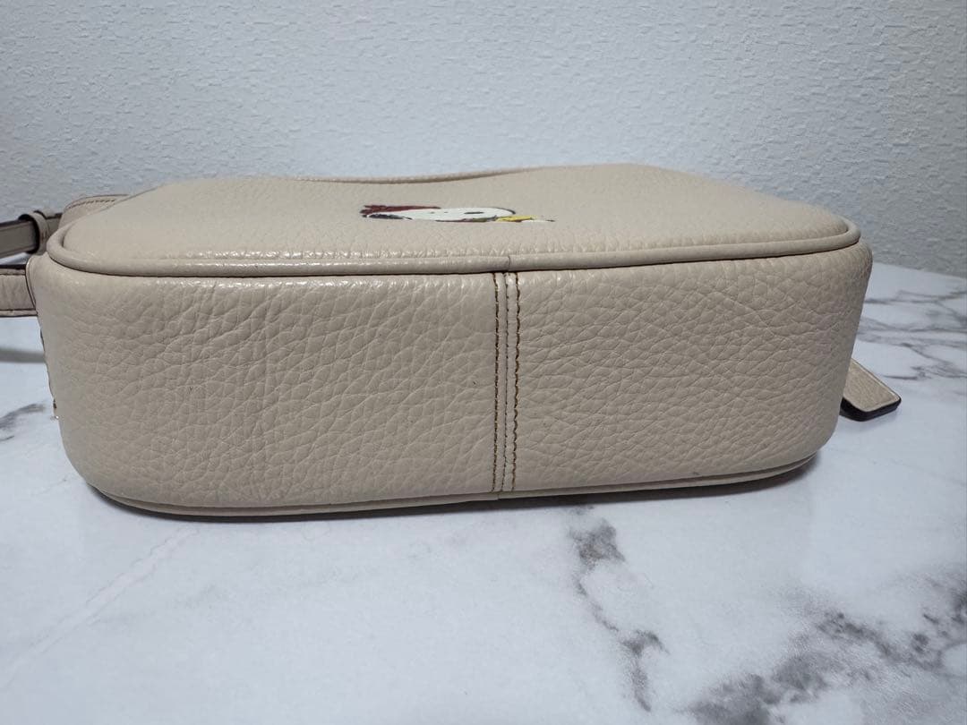す*ん様 【新品 未使用】COACH スヌーピー ショルダーバッグ CF249