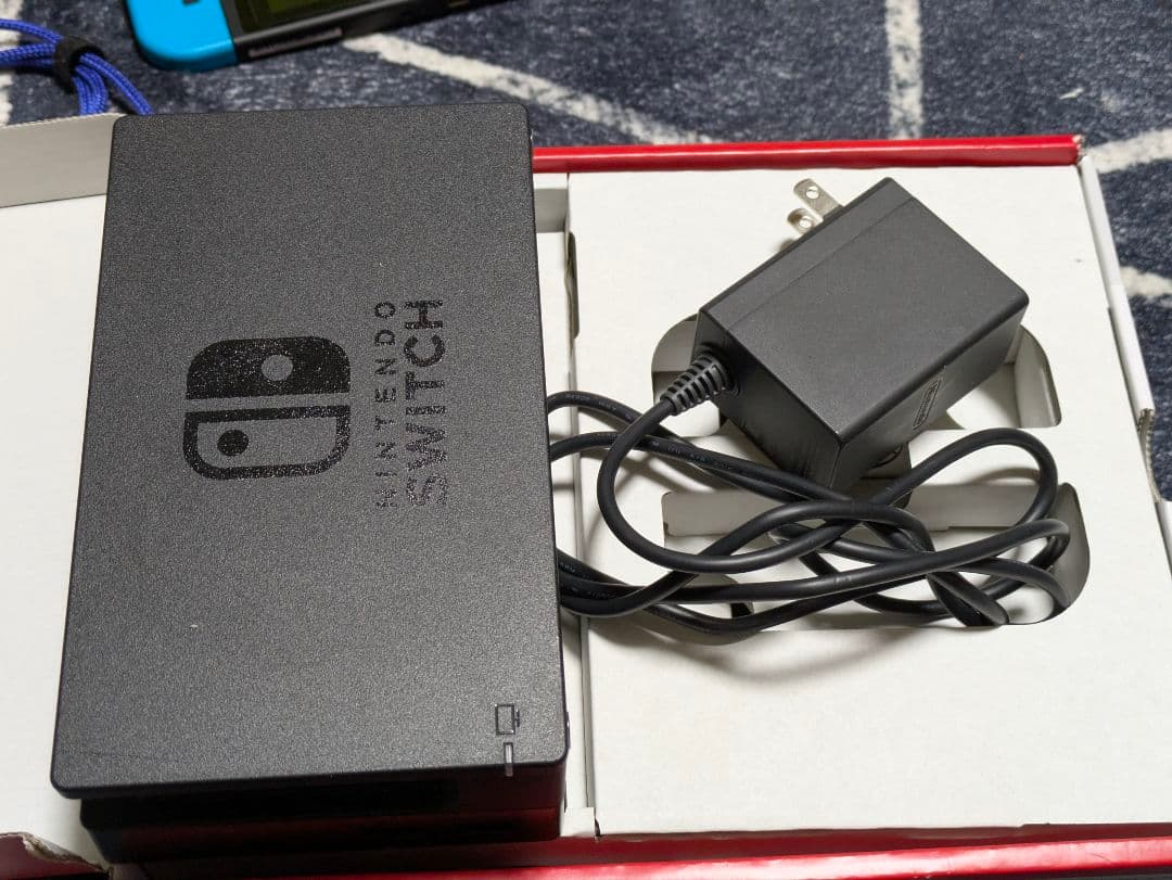 Nintendo Switch 本体 青・赤 Joy-Con 2024新規購入