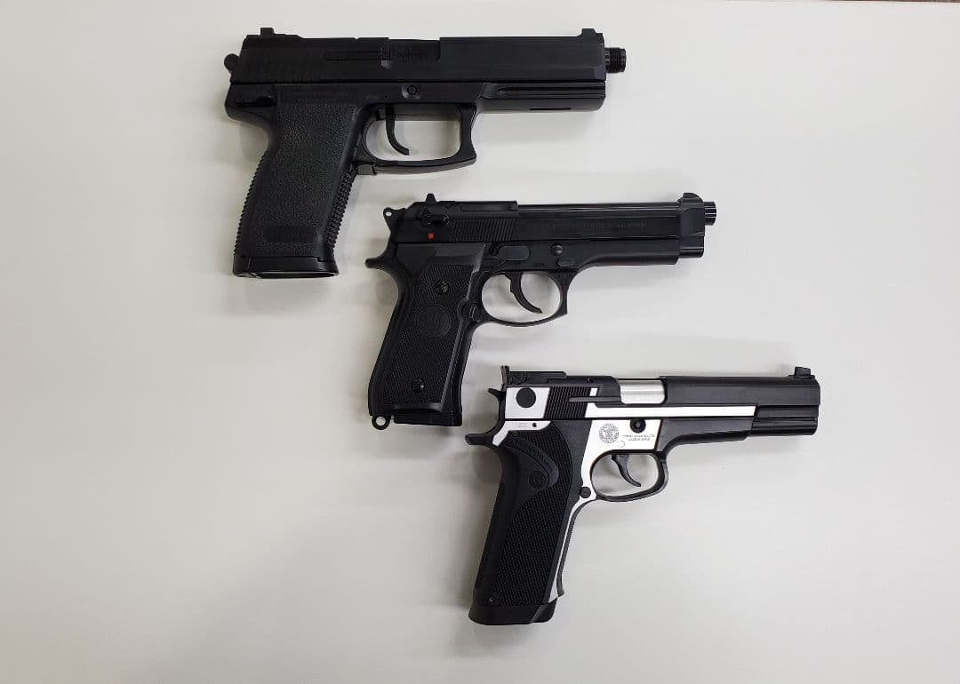 マルイエアコキ ガバメント ソーコム USPの3丁セット 18歳以上 東京