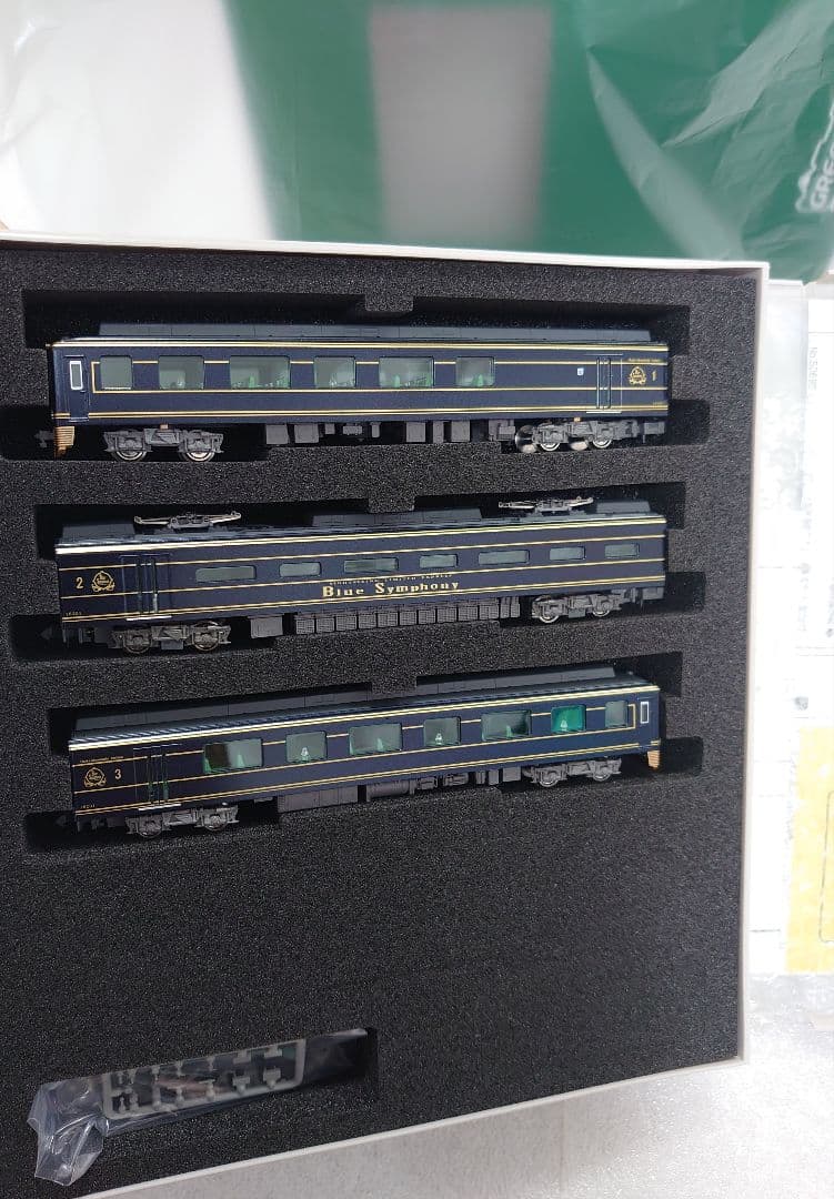 近鉄 16200系 青の交響曲 サーチライト点灯 最新ロット製品 新品