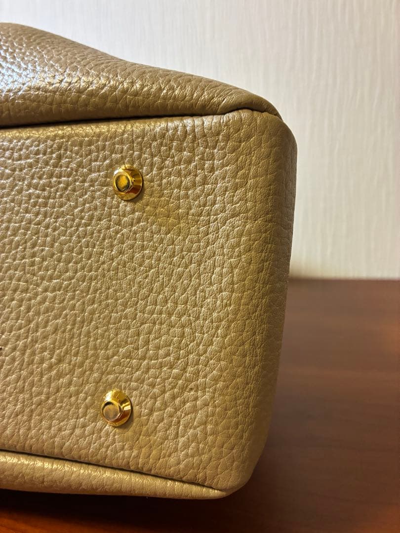 アタオ　エルヴィ　グレージュ