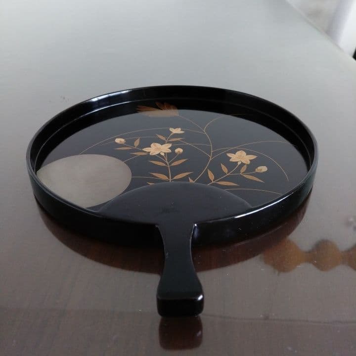 うちわ型 木製、漆塗器、トレイ、皿 、持ち手付、骨董